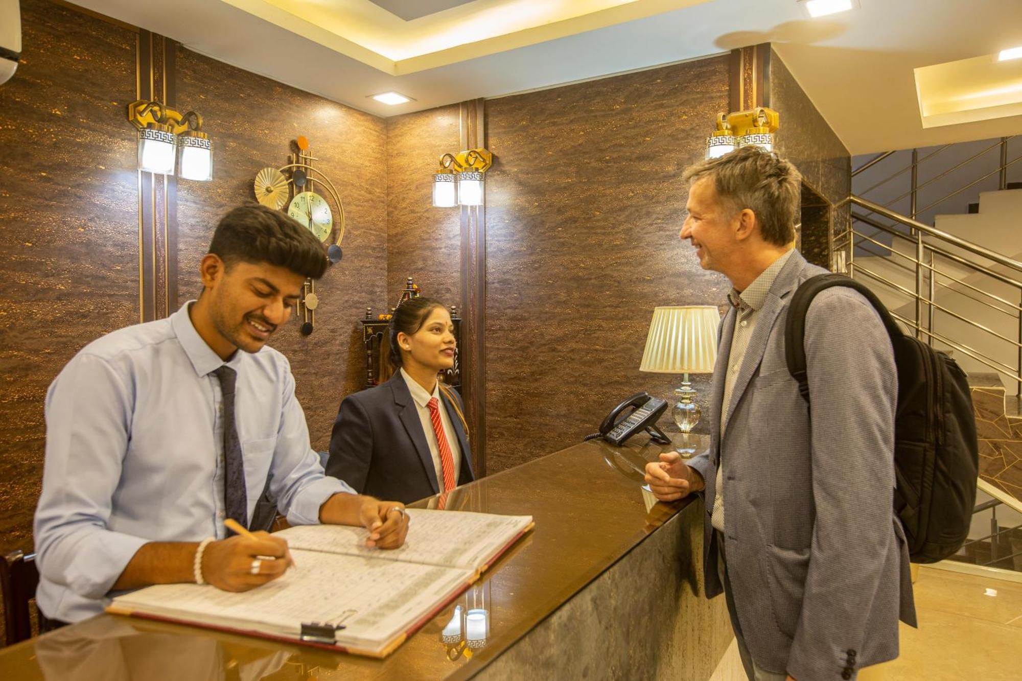 Hotel The Prithvi Near Delhi Airport Nové Dillí Exteriér fotografie